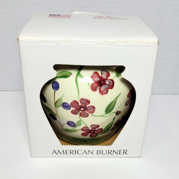 Lovely Handpainted Floral Butterfly Candle Wax Warmer Casa Vero by ACK NWT - Picture 1 of 9